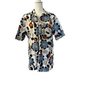 GAP mens shortsleeve button up shirt with artsy floral print medium